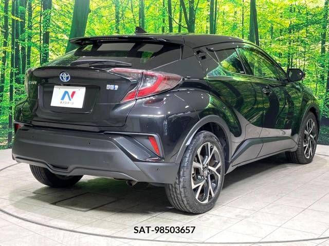 Toyota C-HR 2017-03 246089-17