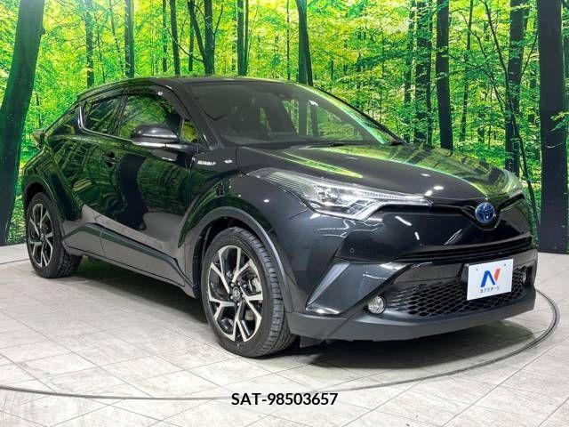 Toyota C-HR 2017-03 246089-16