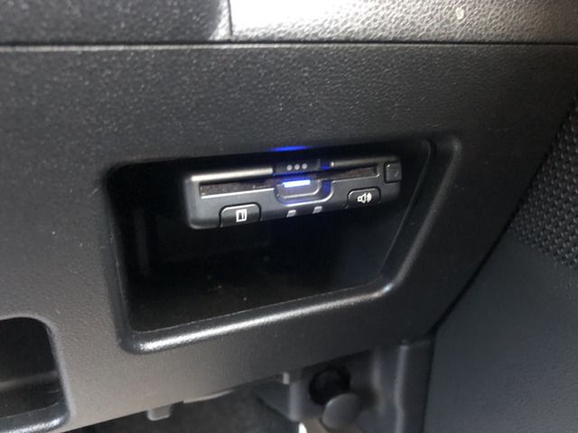 Daihatsu TANTO CUSTOM 2017-05 187031-5