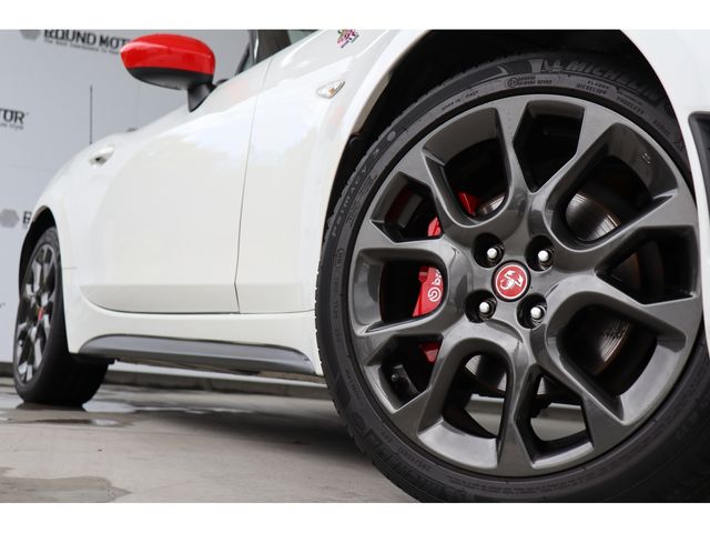 Abarth 124 Spider 2017-07 196604-8