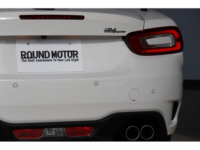 Abarth 124 Spider 2017-07 196604-7