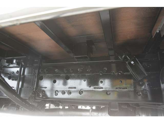 MITSUBISHI FUSO Fighter 2022-03 2366-13