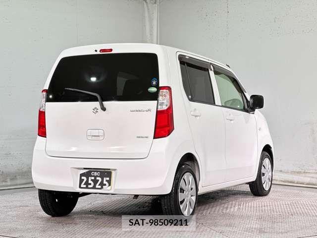 Suzuki WAGON R 2015-12 230091-4