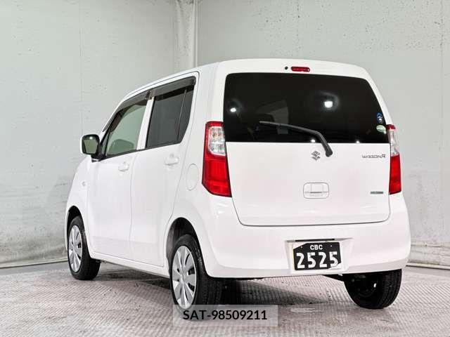 Suzuki WAGON R 2015-12 230091-6