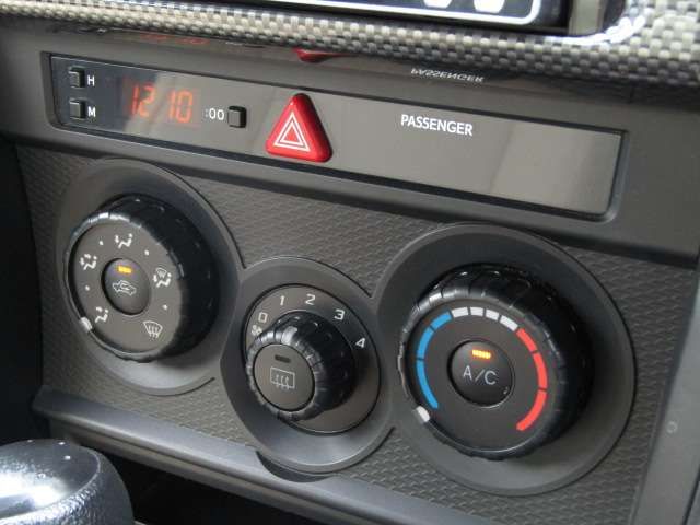Subaru BRZ 2013-02 10896-13