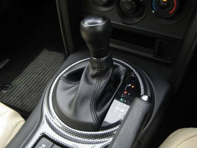 Subaru BRZ 2013-02 10896-9