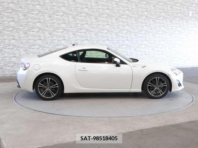 Toyota 86 2012-08 223081-6