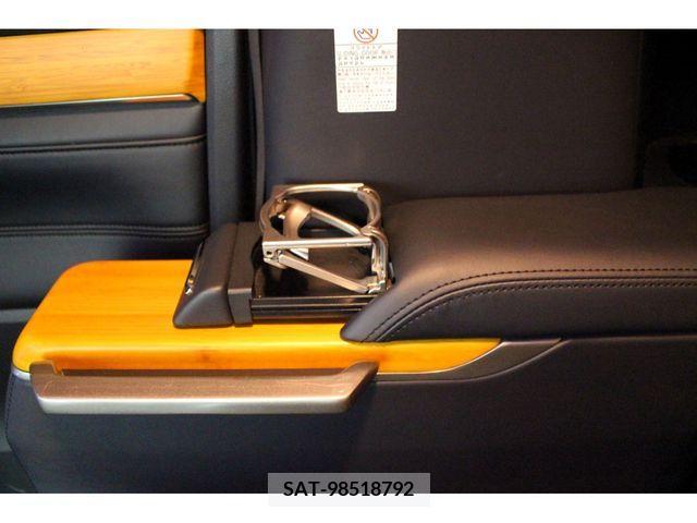 Toyota ALPHARD 2019-11 355501-19