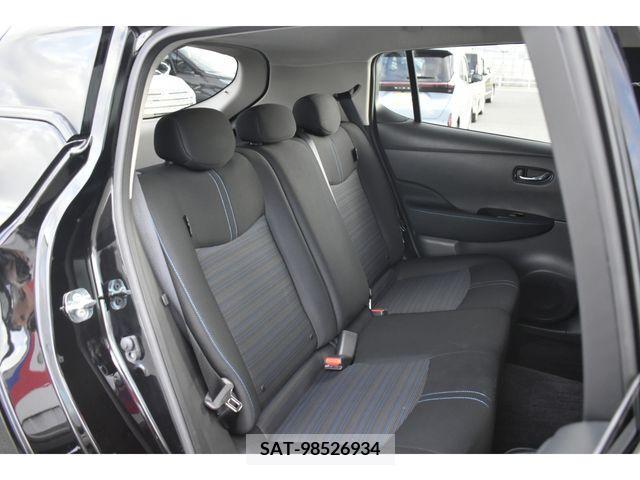 Nissan LEAF 2021-01 224504-15