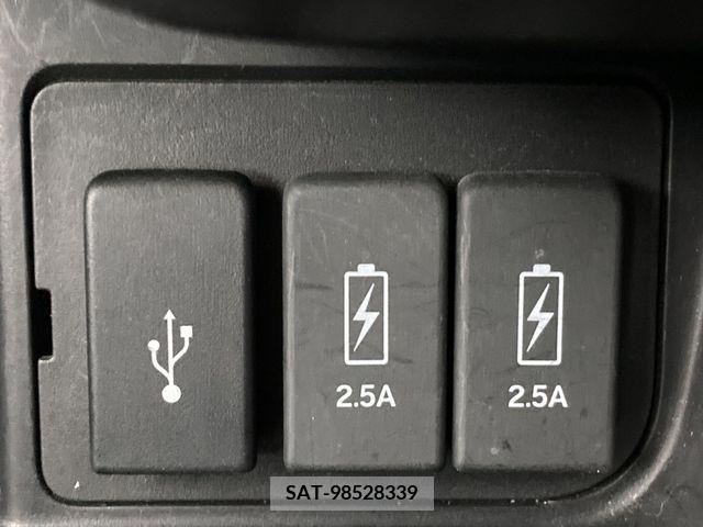 Honda N BOX CUSTOM 2017-09 223814-12