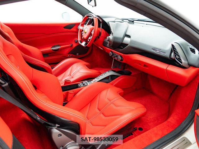 Ferrari 488 Spider 2016-12 378012-24
