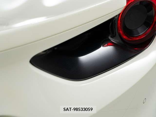 Ferrari 488 Spider 2016-12 378012-15