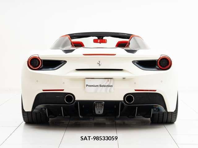Ferrari 488 Spider 2016-12 378012-14