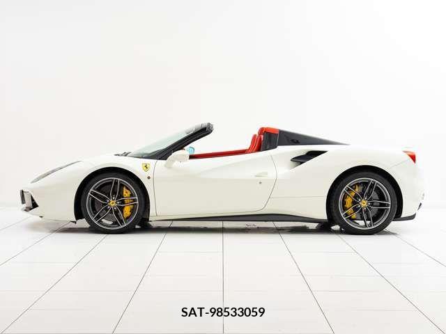Ferrari 488 Spider 2016-12 378012-17