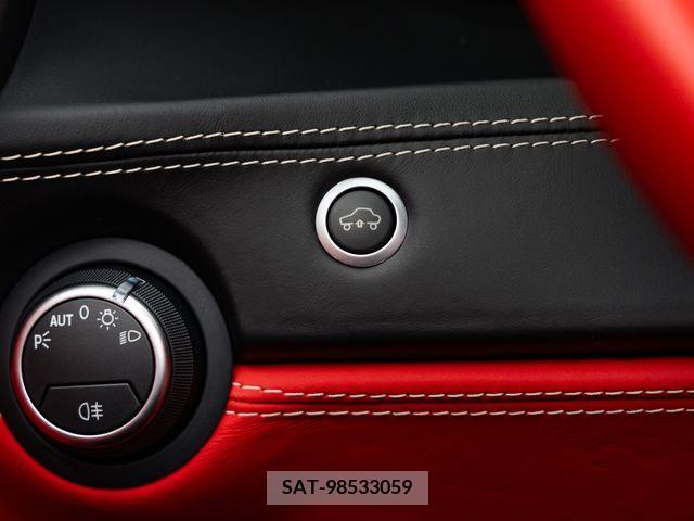 Ferrari 488 Spider 2016-12 378012-26