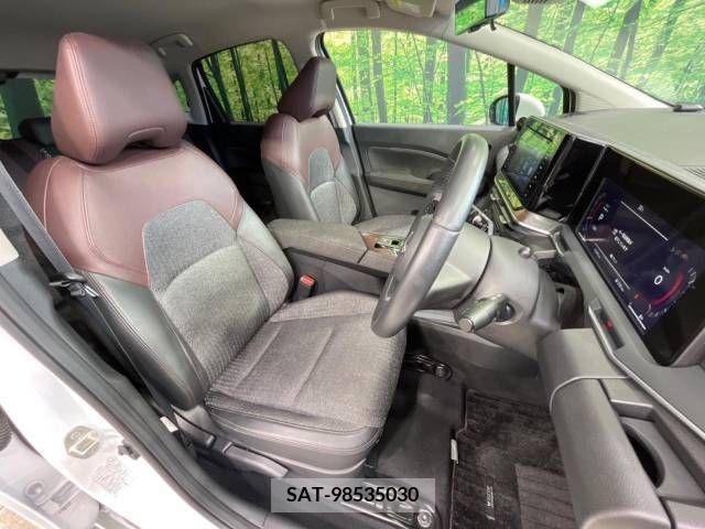 Nissan AURA 2021-09 356660-8