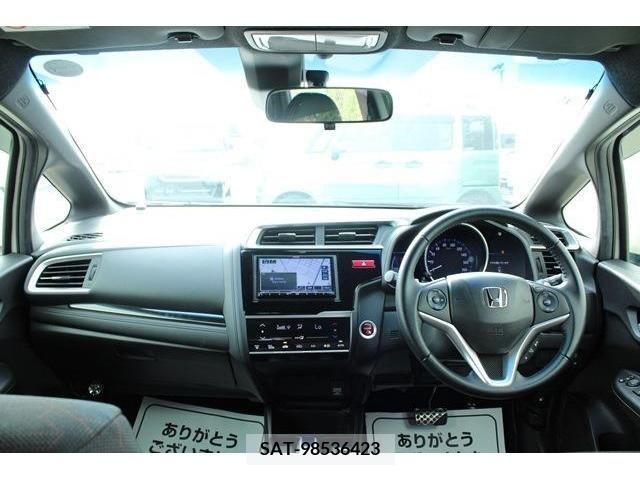 Honda FIT HYBRID 2017-04 297779-15