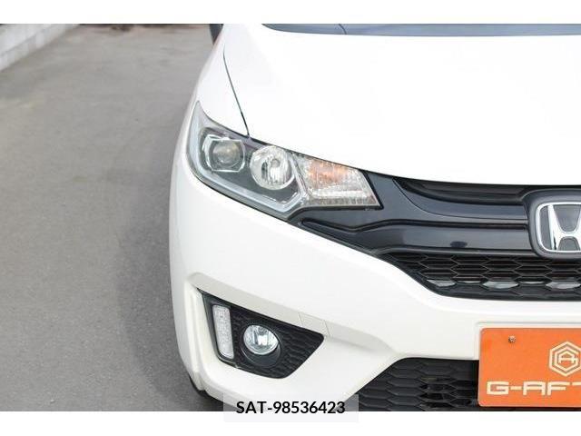 Honda FIT HYBRID 2017-04 297779-9