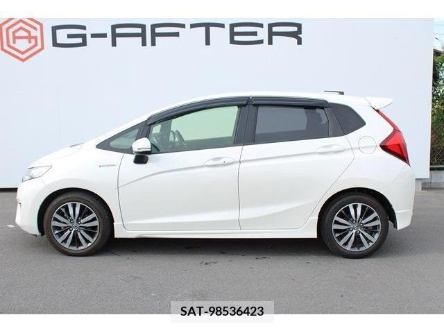 Honda FIT HYBRID 2017-04 297779-8