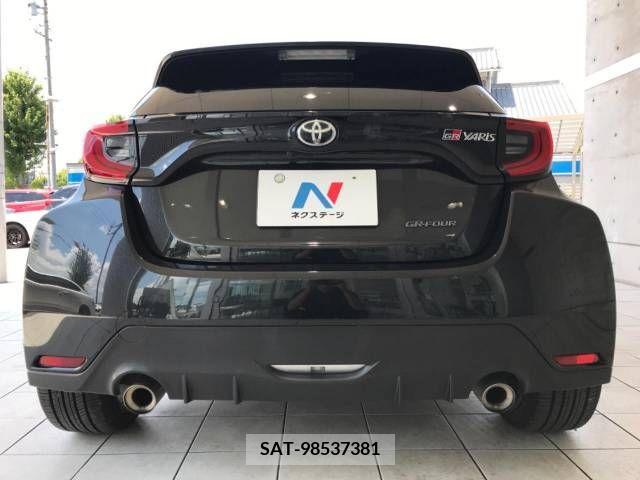 Toyota YARIS 2021-01 332701-16