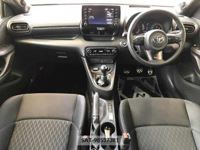 Toyota YARIS 2021-01 332701-1