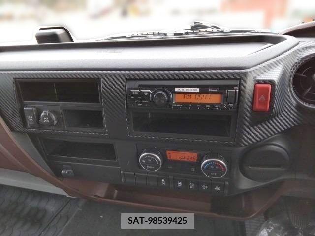 Hino RANGER 2023-02 213930-7