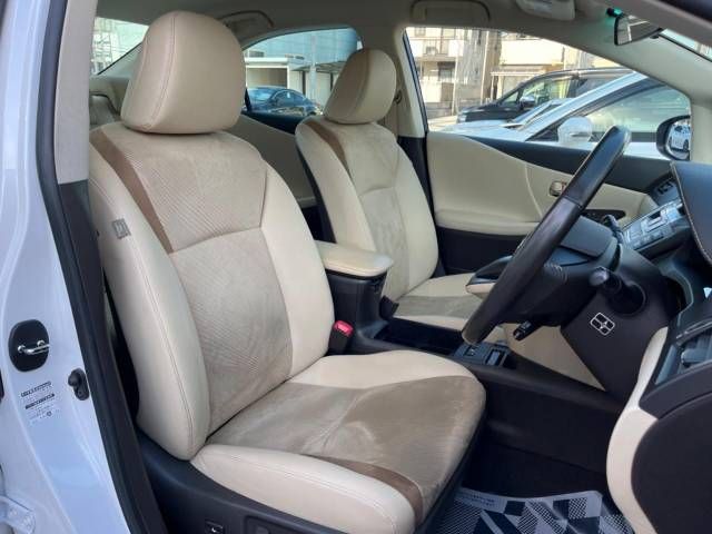 Lexus HS 2018-02 14380-9