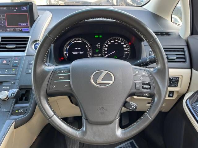 Lexus HS 2018-02 14380-8