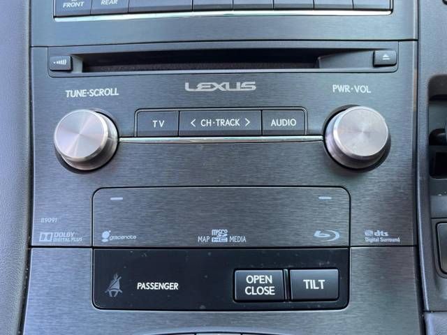 Lexus HS 2018-02 14380-7