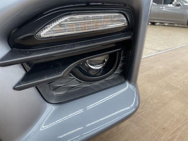Nissan SKYLINE 2014-02 192692-10
