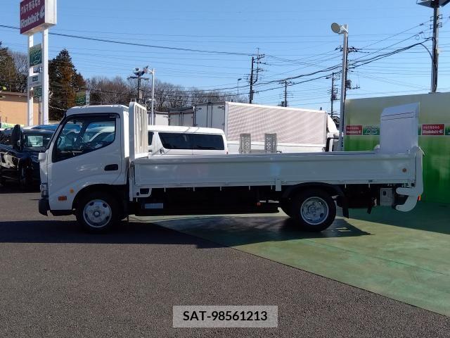 Hino DUTRO 2017-07 253425-1
