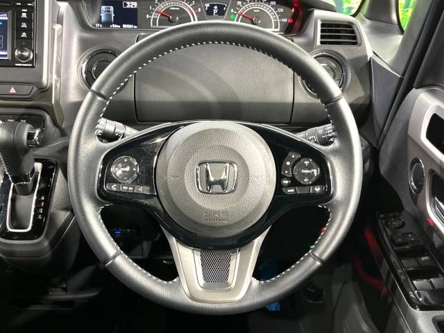 Honda N BOX CUSTOM 2022-03 180933-11