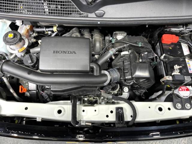 Honda N BOX CUSTOM 2022-03 180933-18