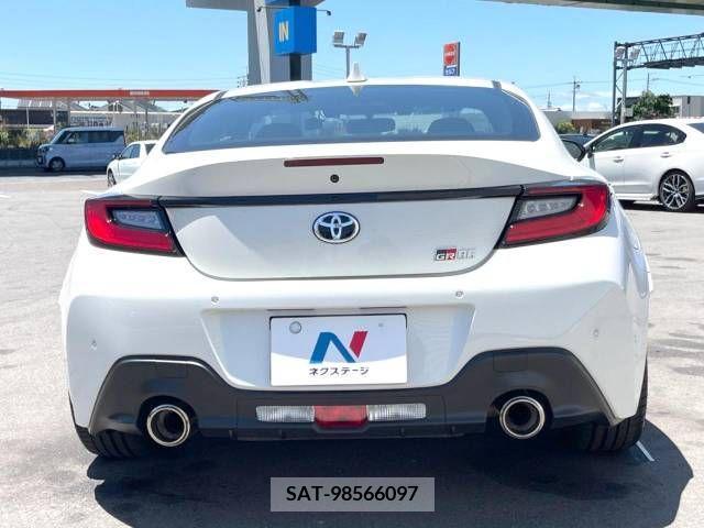 Toyota 86 2022-06 270774-18