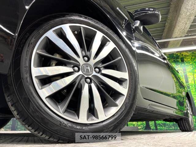 Honda FIT HYBRID 2015-12 304091-13