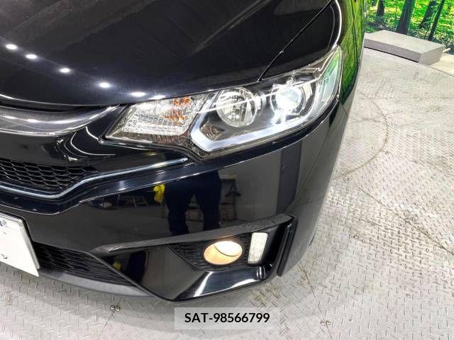 Honda FIT HYBRID 2015-12 304091-12