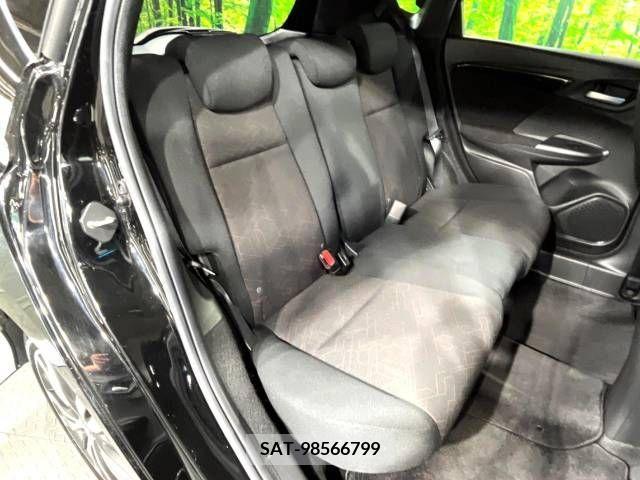 Honda FIT HYBRID 2015-12 304091-9