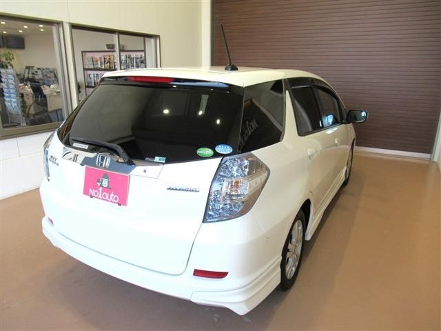 Honda FIT SHUTTLE HYBRID 2012-08 13463-2
