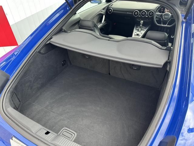 Audi TTS 2017-12 22362-13