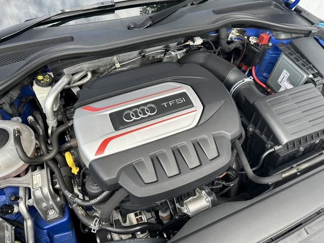 Audi TTS 2017-12 22362-14