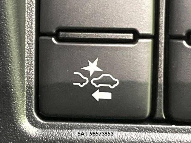 Toyota VOXY 2019-07 288904-5