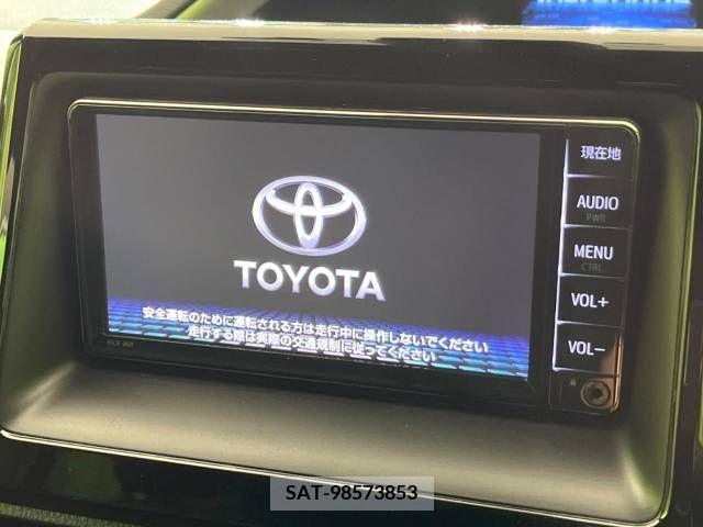 Toyota VOXY 2019-07 288904-2
