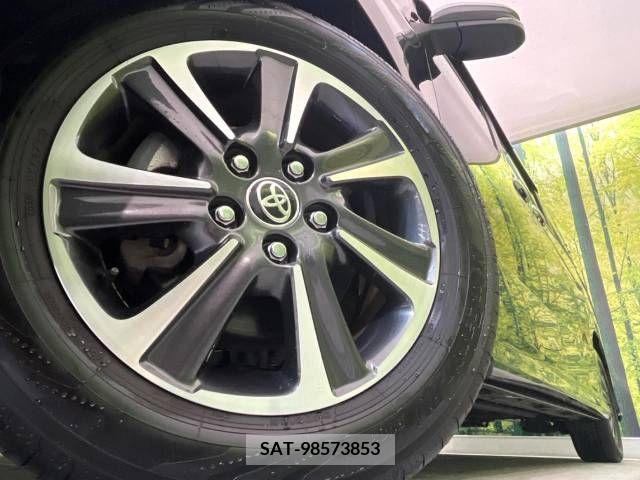 Toyota VOXY 2019-07 288904-11