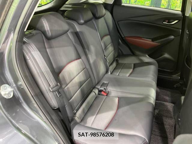 Mazda CX-3 2015-09 239762-9