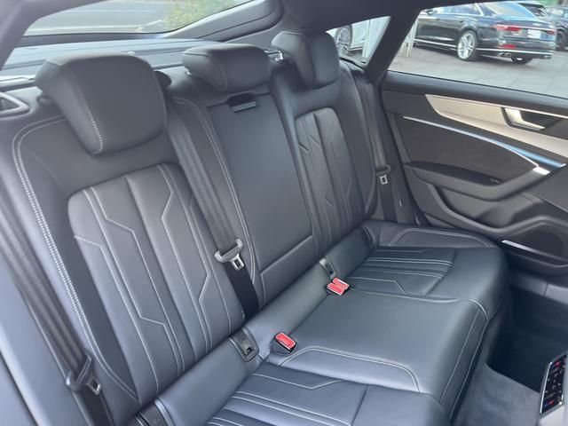 Audi A7 2019-09 10709-15