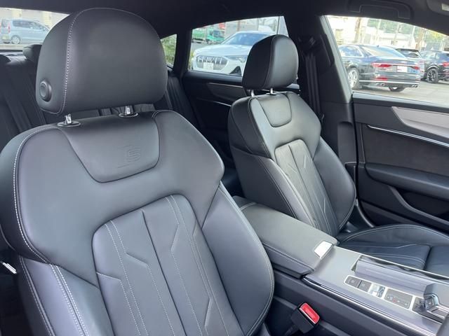 Audi A7 2019-09 10709-14
