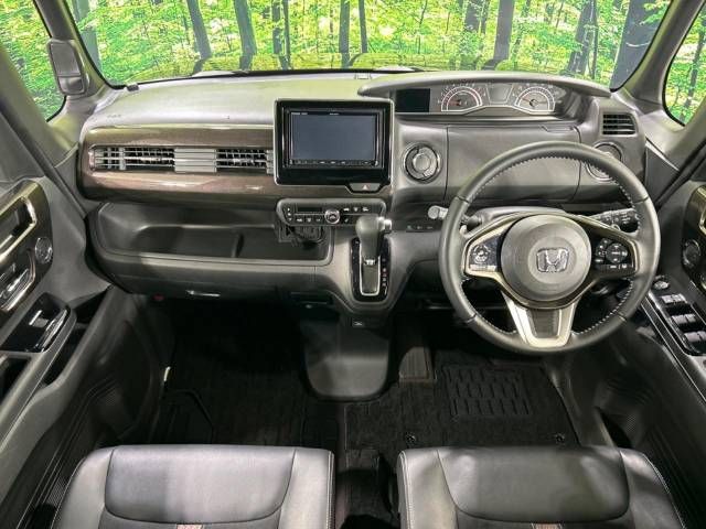 Honda N BOX CUSTOM 2018-02 19514-1