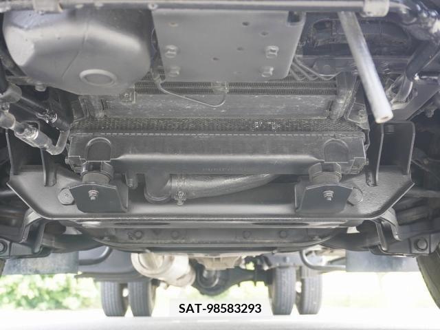 Mitsubishi CANTER 2018-03 294506-16