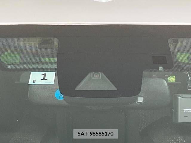 Toyota PRIUS 2021-01 209481-2