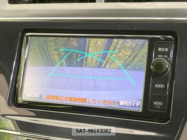 Toyota PRIUS ALPHA 2015-10 282492-3